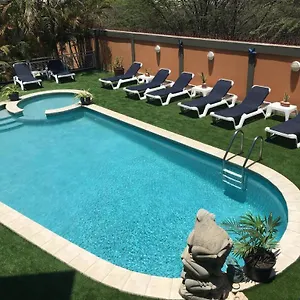 3* Aparthotel King David