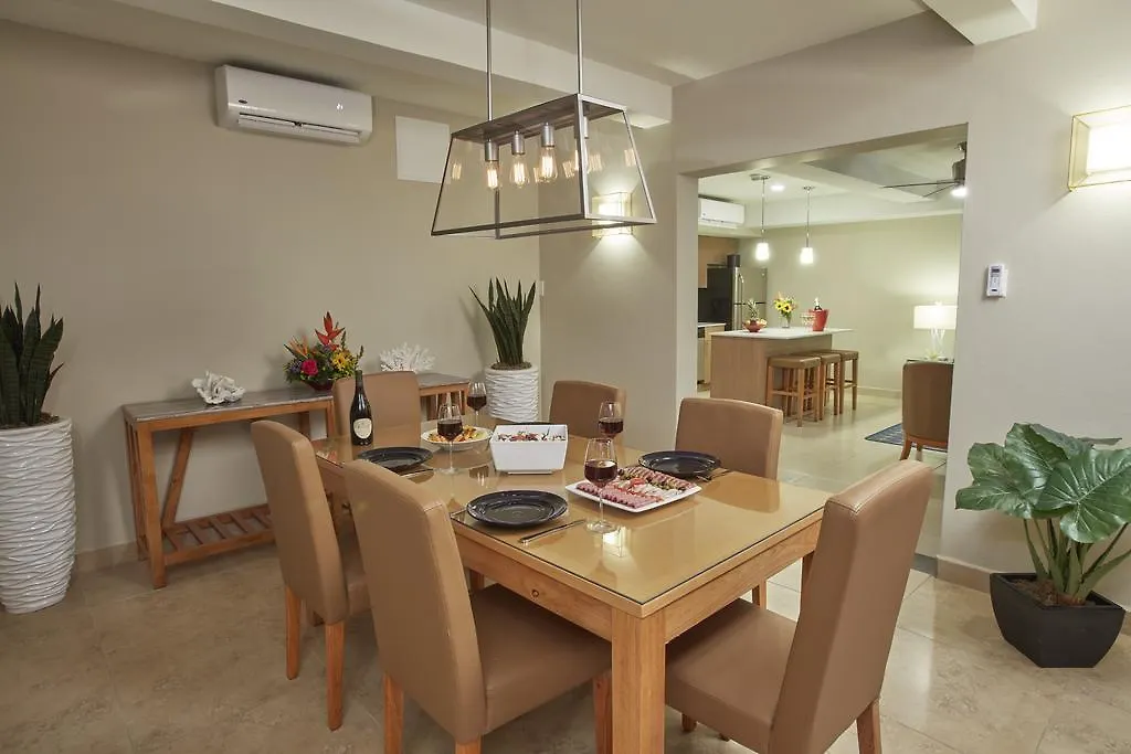 Divi Dutch Village Beach Resort شاطئ بالم 4*,